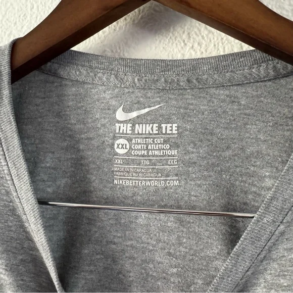 Nike Athletic Cut Retro Tee Short Sleeve Gray Men's XXL Distance Swoosh Tee - Picture 5 of 7